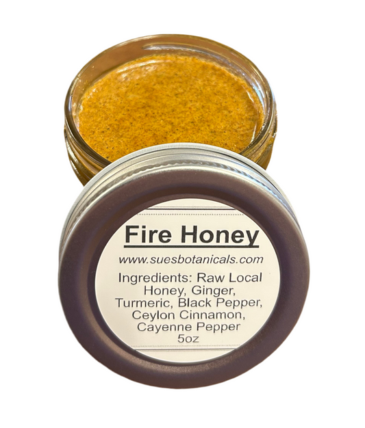 Fire Honey
Organic turmeric, ginger, Ceylon cinnamon, black pepper, cayenne pepper 
