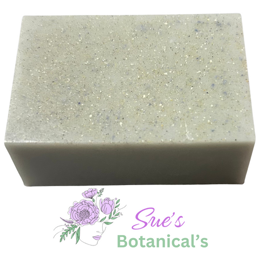 Blueberry passionfruit tallow soap 

All Natural skincare, extra hydration, organic skincare , moisturizer, Natural skincare, skin hydration, helps rosacea, helps acne, reduces wrinkles, reduces fine lines, organic skincare, Beef Tallow Skincare